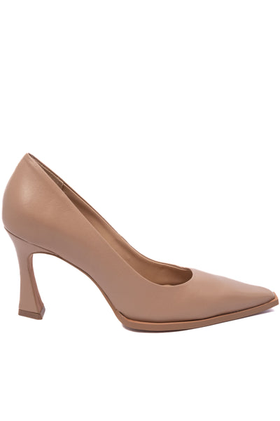 Regina Pointed Court Shoe - Nude Leather
