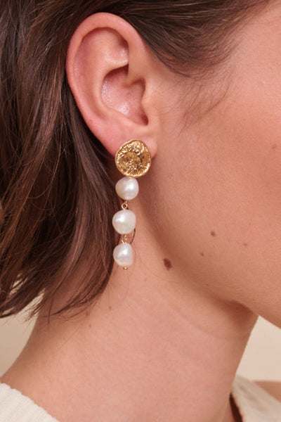 Thea Pearl Earrings - Gold