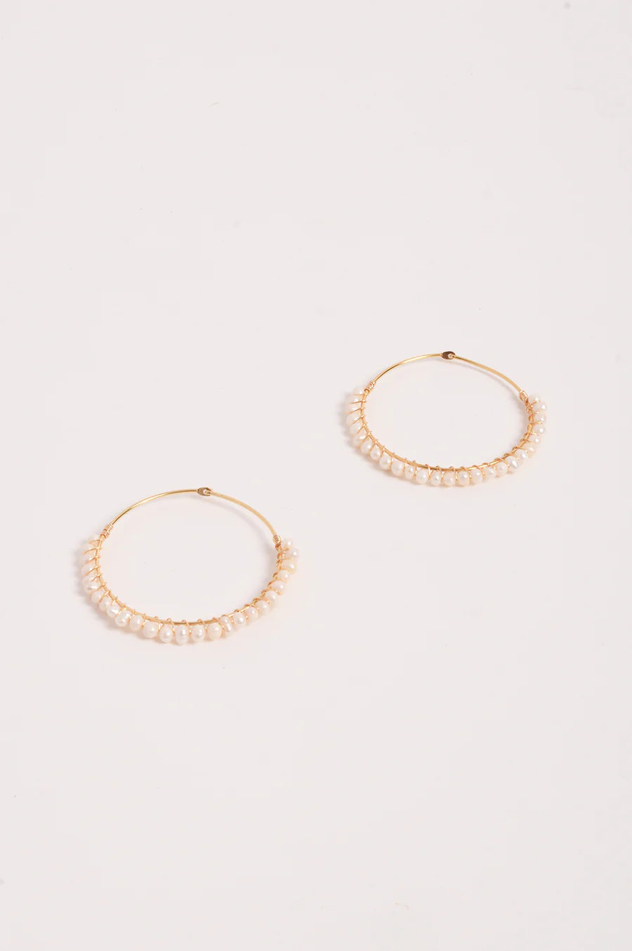 Wired Pearl Hoop Earrings - Gold