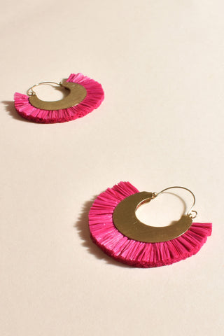Curved Plate Raffia Earrings - Hot Pink Gold