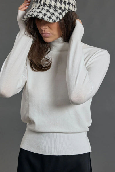 Falba Turtleneck Knit - White