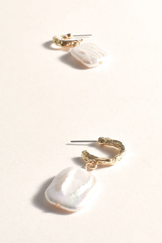 Freshwater Pearl Mini Hoops - Gold