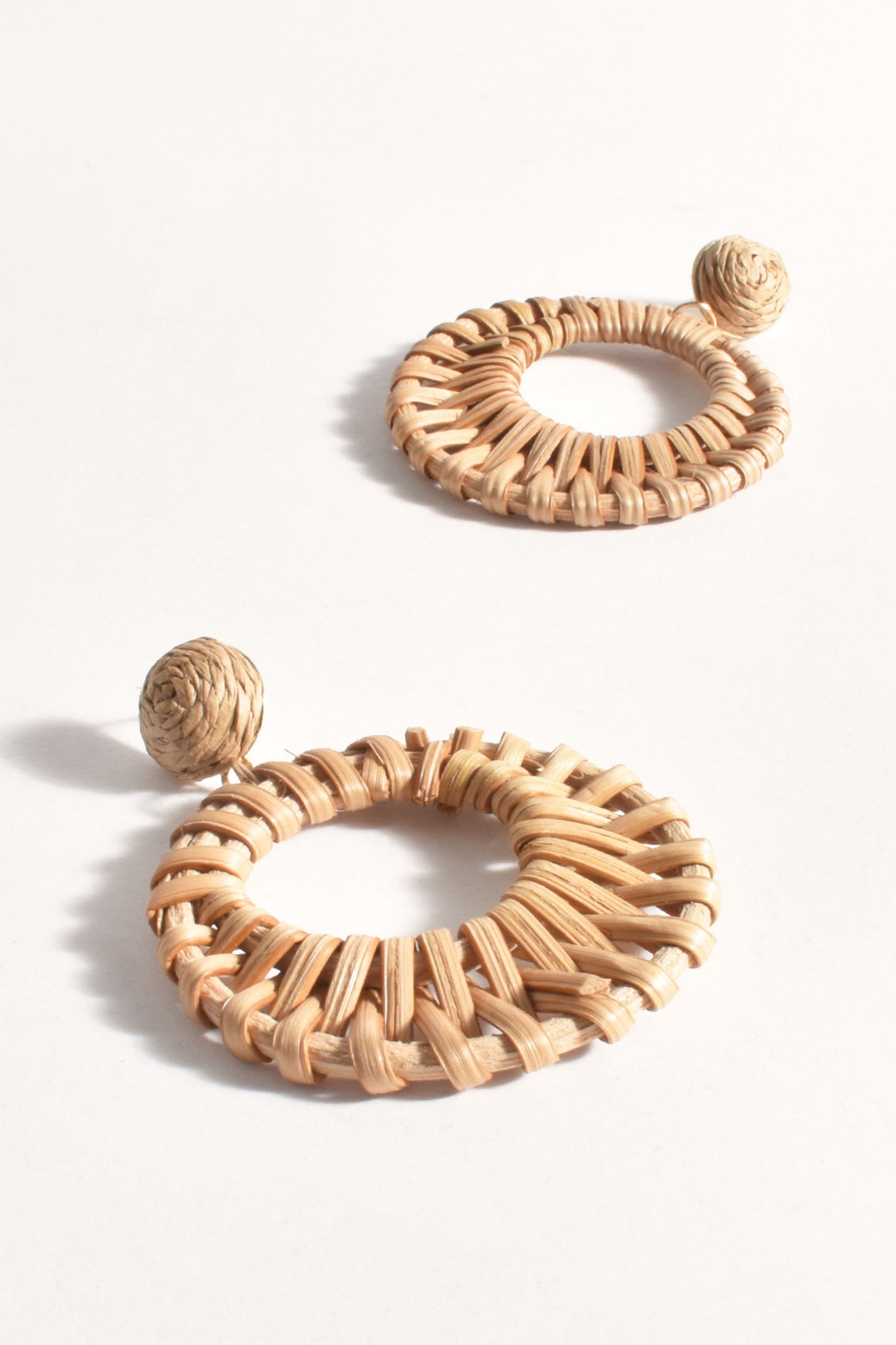 Rattan Summer Earrings - Camel