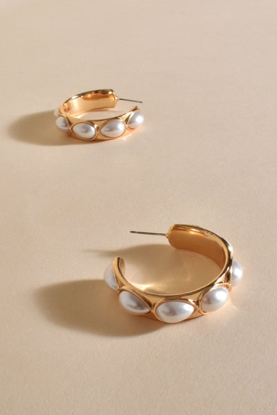 Aria Teardrop Detail Pearl Hoops - Gold