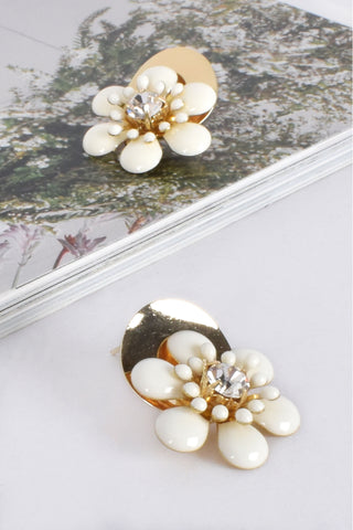 Audrey Resin Mix Flower Stud Earrings - White Gold