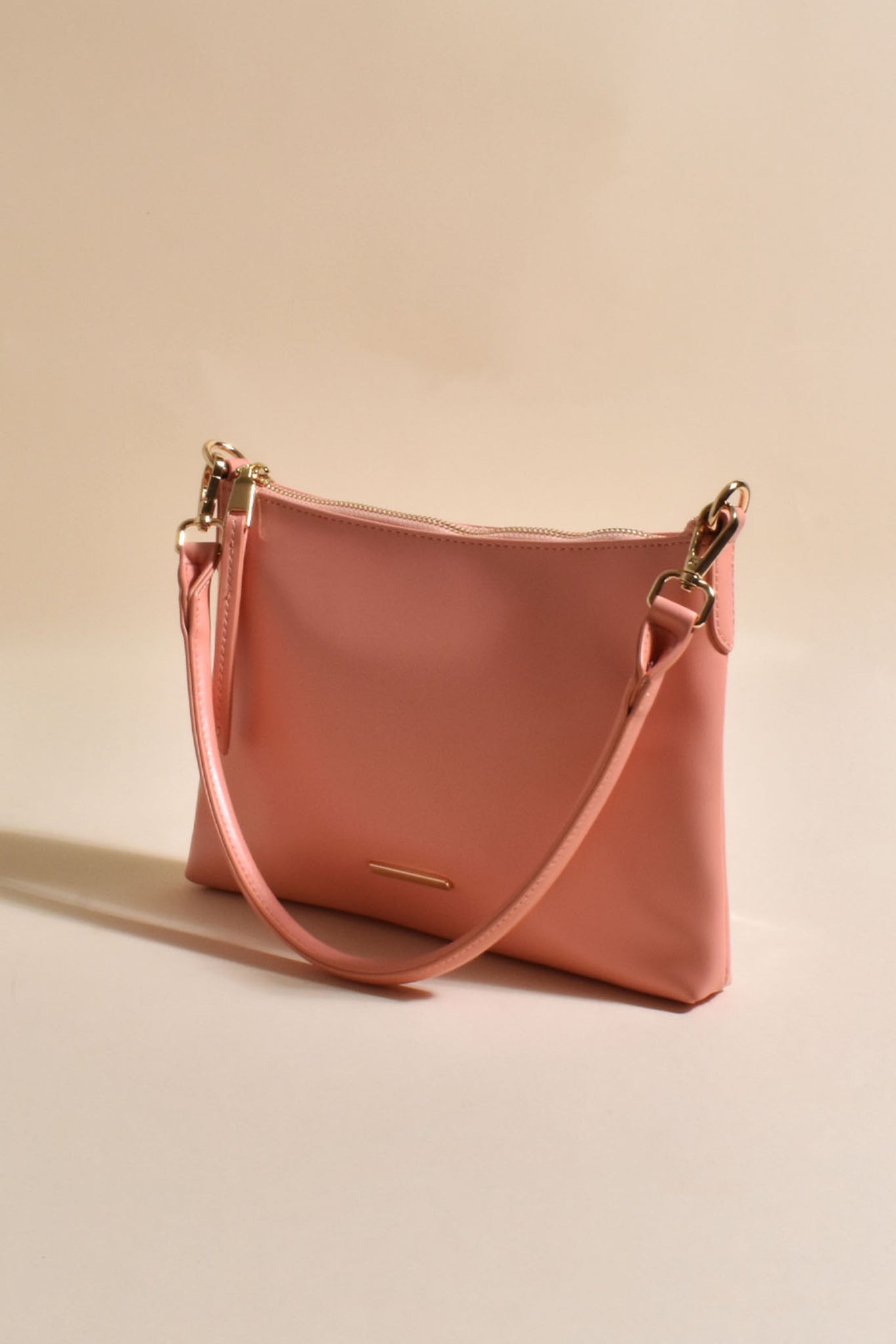 Iris Essential Shoulder Bag - Coral