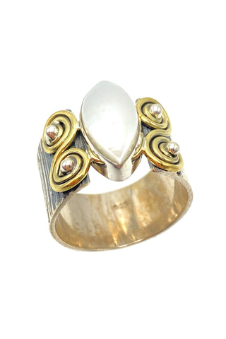 Pearl and Brass Hammered Ring - Silver 925