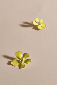 Pretty Mini Enamel Flower Earrings - Yellow