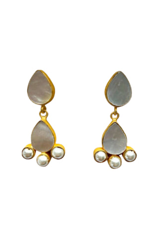 Titana Earring - White Mother of Pearl