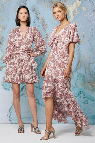 Buy Elliatt Collective Iridescent Dress online now at Smoke and Mirrors Boutique. Shop Elliatt With AfterPay and ZipPay. Elliatt Stockists online, Australia, and worldwide. 