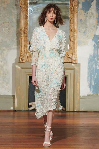 Buy Elliatt Collective Nora Dress online now at Smoke and Mirrors Boutique. Shop Elliatt Stockists Brisbane, Toowoomba, Online, and International Shipping with ZipPay and AfterPay. Elliatt sale available. 