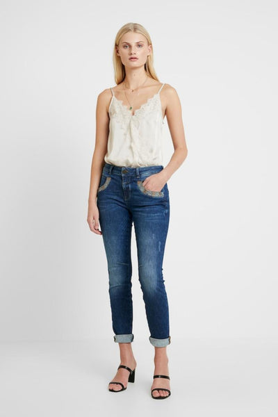 Naomi Paisley Jeans
