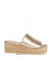 Buy Hael and Jax Hutton Flatform in Metallic Pearl online now at Smoke and Mirrors Boutique. Shop Hael and Jax Shoes with ZipPay and AfterPay. Hael and Jax Stockists Online, Brisbane, and Toowoomba. 
